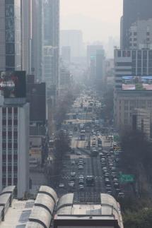 [내일날씨] 포근한 봄날씨 이어져...미세먼지는 나쁨 