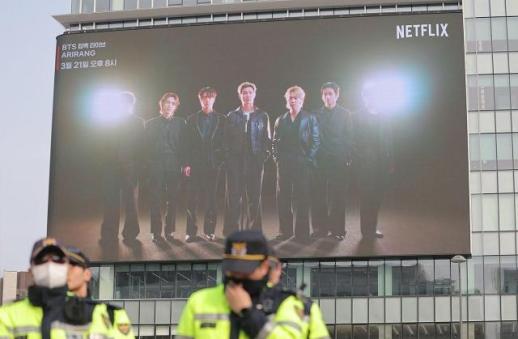 26만 인파 몰린다…BTS 공연 앞둔 광화문 상권 안전 대응 강화