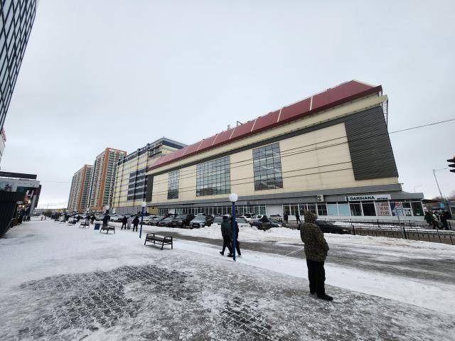 The exterior of the Artyom Market in the old quarter of Astana on March 12 AJP Park Sae-jin