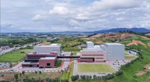 [CDMO 캐파 전쟁]경쟁 치열해지는 CDMO 시장..."기술 역량이 성패 가른다"