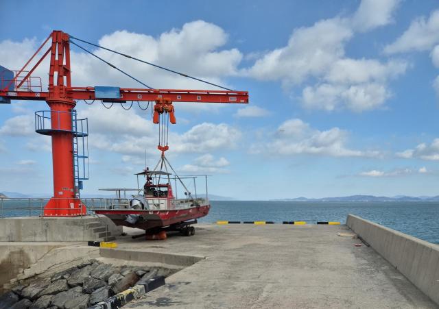 전라남도가 연근해어선 감척 사업 어업규제 완화 정책 등 어선어업의 구조 개선과 경쟁력 강화를 위한 ‘어선어업 선진화 정책’을 본격 추진한다사진전남도