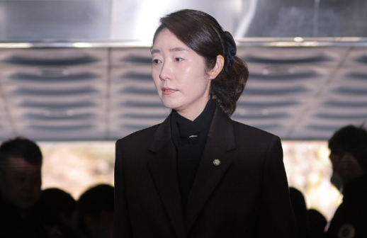 지방선거 공천 대가 1억 의혹 강선우 첫 검찰 조사