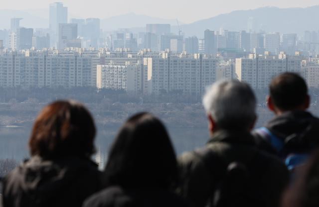 사진은 이날 서울 한강변 아파트 모습 202638 사진연합뉴스