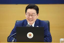 [속보] 李 대통령 북한에 저자세? 한 판 떠야하냐…바보같은 소리