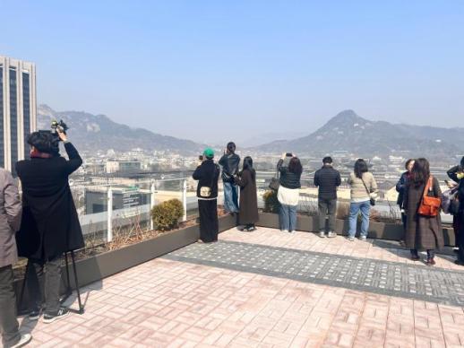 BTS Live D-4 -  Latest from Gwanghwamun 