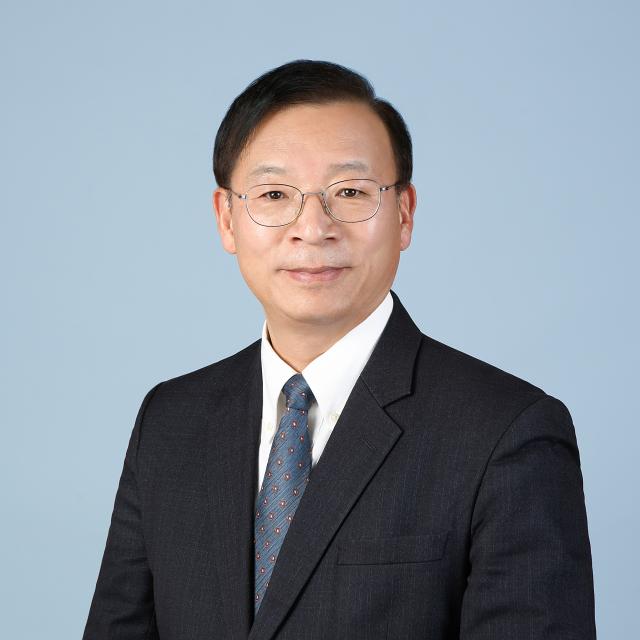 율촌의 강도태 신임 고문 사진법무법인 율촌