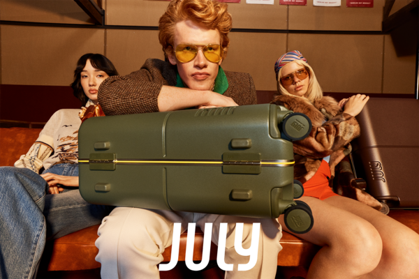 글로벌 여행캐리어 브랜드 ‘줄라이JULY’사진줄라이
