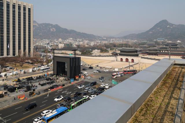 Construction workers are setting up the stage for BTS upcoming concert expected on March 21 AJP Yoo Na-hyun 20260317