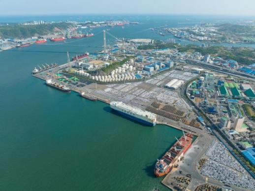 울산항만공사, 선박 항행정보 실시간 개방…디지털 항만 전환 속도