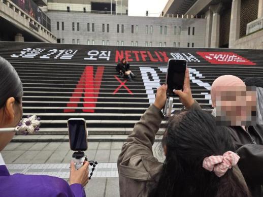 [별별금융]BTS 보러 가는데 보험도 챙긴다…덕밍아웃 보험 뭐길래