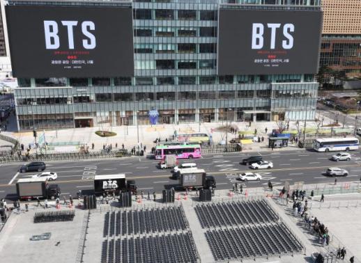 26万阿米集结光化门 首尔进入BTS时间
