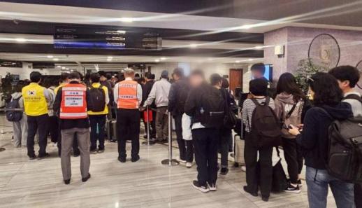 외교부 이란·이라크·레바논 체류 국민, 조속히 출국 강력 권고