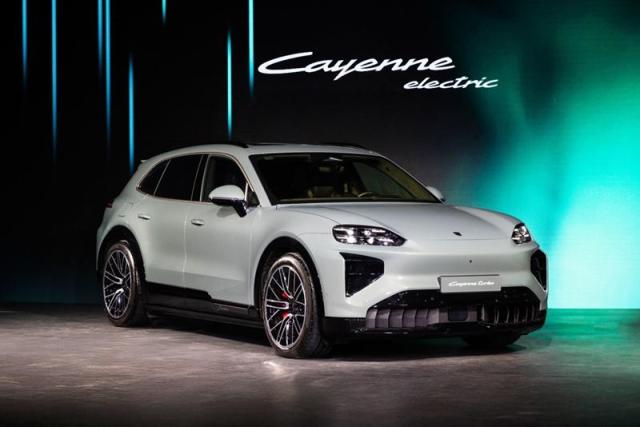 카이엔 일렉트릭 사진포르쉐코리아 