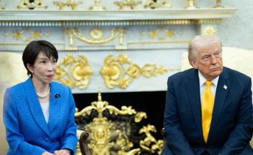 [米日首脳会談] 高市首相、トランプ大統領とハグ…「私も諸外国に働き掛け応援したい」
