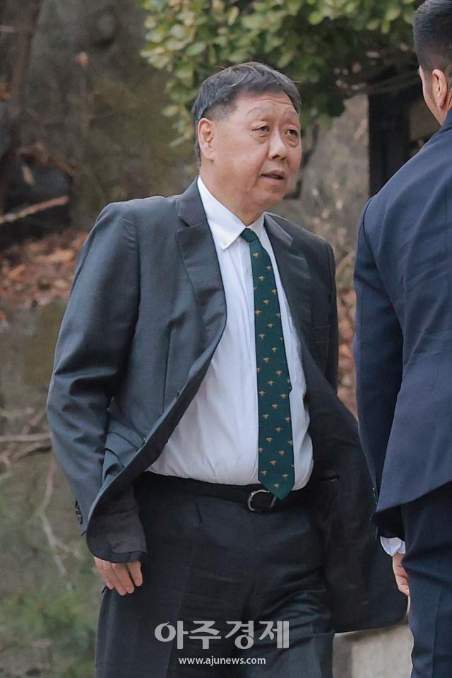 [포토] 정몽일 현대미래로그룹 회장, 고 정주영 명예회장 25주기 제사 참석