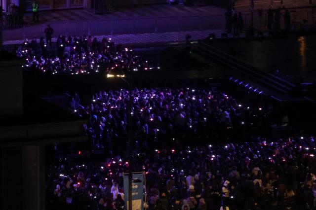 Scene in front of the main stage from AJP office building at Gwanghwmun AJP