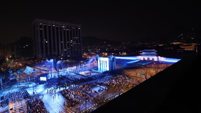 방탄소년단BTS이 21일 서울 광화문광장에서 BTS 컴백 라이브 아리랑 발매 기념 컴백 공연을 하고 있다 2026321 사진공동취재단사진공동취재단