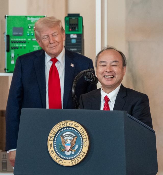 도널드 트럼프 미국 대통령과 손정의 소프트뱅크 그룹 회장 겸 사장 