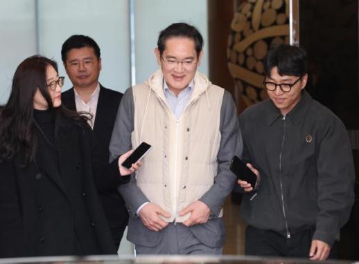 李在镕借出席中国发展高层论坛之机访华 密集会见核心合作伙伴