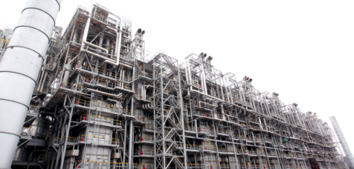 나프타 부족 쇼크...여수산단 NCC 잇달아 가동 중단