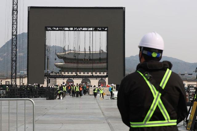 BTS 공연 경찰 통제 과잉 논란에 경찰측 안전은 과도하게 대응