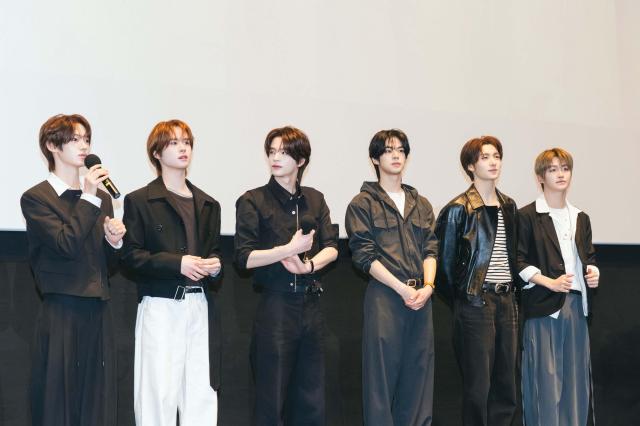 투어스 VR 영화 러쉬로드 사진어메이즈