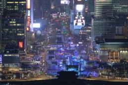 [윤주혜의 C] 눈알이 뽑히고도 앞을 보려 한 순간, 미소가 흘렀다