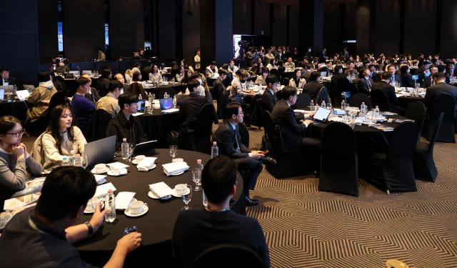 The 19th Asia-Pacific Financial Forum APFF 2026 hosted by Aju Business Daily and ABC is underway at the Grand Ballroom of The Plaza Hotel in central Seoul on March 25 2026 AJP Yoo Na-hyun 20260325