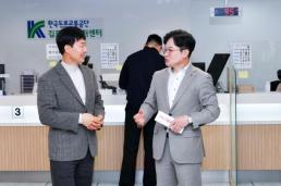 내란특검, 尹 1심 무기징역에 항소...3시간반 마라톤 회의 끝 결론