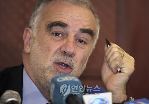국제형사재판소ICC의루이스 모레노-오캄포 수석검사 사진AP연합뉴스