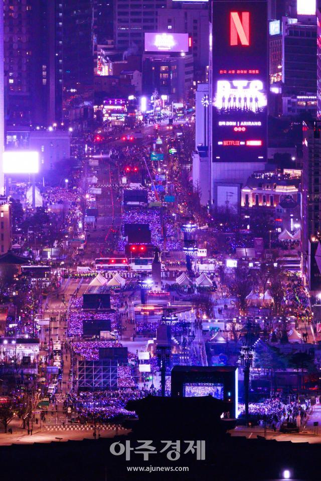 그룹 방탄소년단BTS의 BTS 컴백 라이브 아리랑BTS THE COMEBACK LIVE｜ARIRANG 공연이 21일 오후 서울 광화문광장 일대에서 펼쳐지고 있다 20260321사진유대길 기자 dbeorlf123ajunewscom