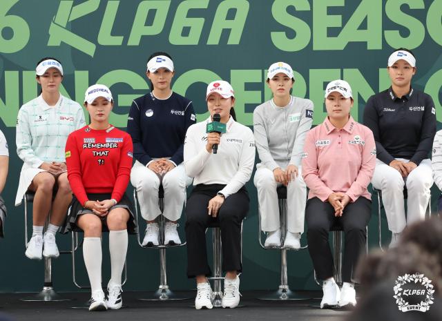 지난해 한국여자프로골프KLPGA 투어 대상 및 평균타수 1위 유현조는 다승왕에 대한 욕심을 내비쳤다 사진KLPGA