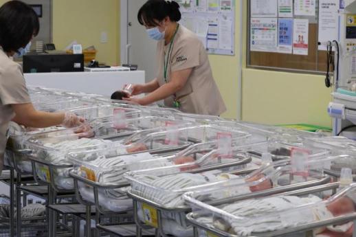 出生数の増加にも人口は75か月連続で減少…人口移動は11％↓