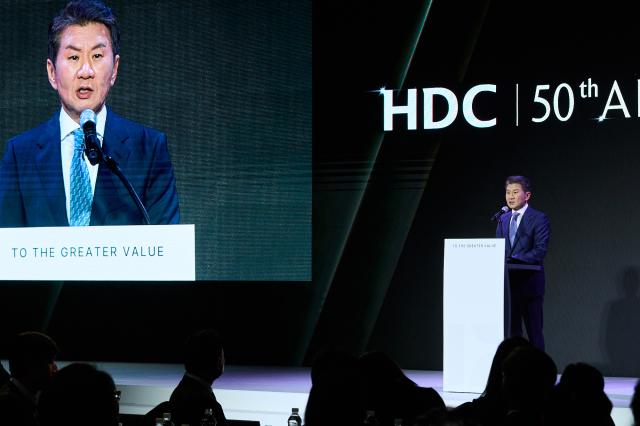  정몽규 HDC그룹 회장이 18일 서울 용산구 드래곤시티에서 열린 HDC그룹 창립 50주년 기념식에서 발언하고 있다 2026318 