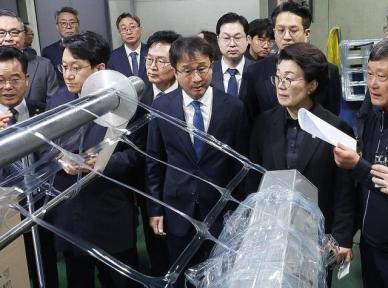 한병도 "나프타 대체 수입 차액 지원 예산 전쟁 추경에 포함돼야"