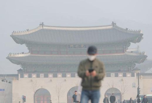 [내일 날씨] 주말에도 초미세먼지 나쁨…일교차 15도 이상