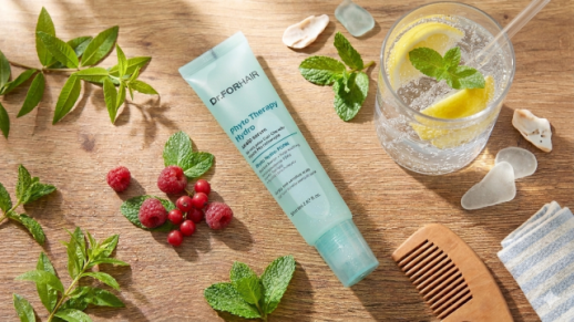 [조현미의 잇템] 두피각질 걱정 싹…닥터포헤어 피토테라피 스칼프세럼