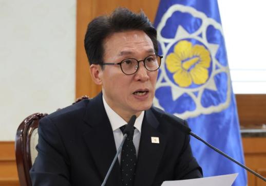 김민석 총리 생활필수품 수급 골든타임 사수…전쟁발 경제 대응 총력