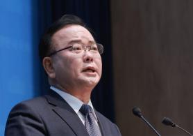Ex-PM Kim Boo-kyum declares bid for Daegu mayor