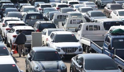 車할부금융, 2년 만에 반등…조달 부담에 성장세 지속은 불확실