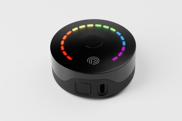 뉴스킨 스마트 디바이스 ‘프리즘 iO’ 사진뉴스킨