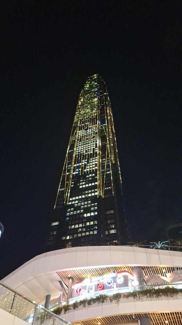 중국 광둥성 선전深川시에 있는 마천루 핑안 금융센터Ping An Finance Center 중국에서 2번째 세계에서 45위권 높이를 자랑한다 사진조성준 기자