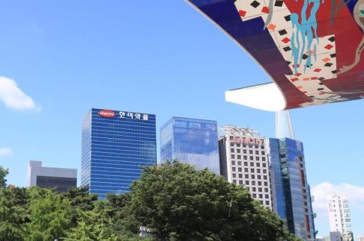 한미약품, 첫 외부 CEO 선임…경영 변화 주목