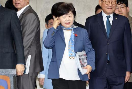 국회, 신임 상임위원장 선출...법사위 서영교·행안위 권칠승·복지위 소병훈