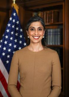 트럼프 행정부, 법원서 잇단 제동…백악관 공사·공영방송 압박 모두 막혀