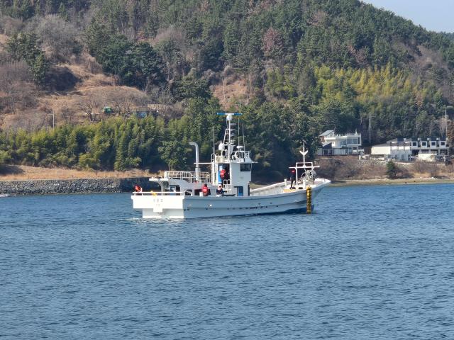 해양수산부는 오는 2일 포항에서 국내 최초 전기 복합 하이브리드 어선 진수식을 개최한다고 1일 밝혔다 사진해양수산부