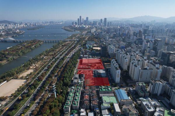 롯데물산이 매입한 서울 양평동 롯데칠성음료 부지 항공 사진빨간색 사진롯데물산