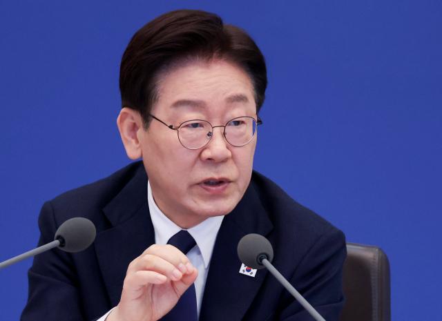 Lee set for talks with Indonesian President