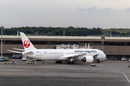 日 ANA·JAL 국제선 유류할증료 최대 2배 인상키로…중동 위기로 연료비 비상