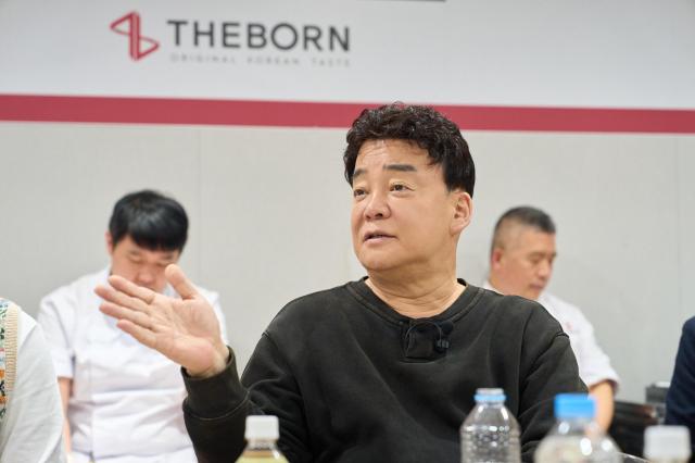 백종원 더본코리아 대표가 지난 달 30일 더본코리아 별관 RD실에서 열린 ‘TBK 2026 Food Taste Summit’에서 발언하고 있다 사진더본코리아